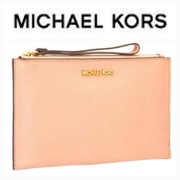 Michael Kors Jet Set Large Leather Wristlet- Blush - Picture 1 of 7